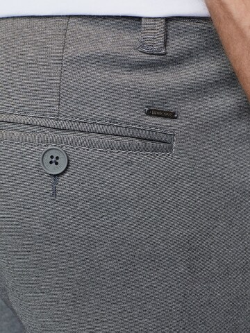 INDICODE JEANS Slimfit Shorts 'Aalborg' in Grau