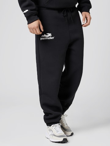 Pacemaker Tapered Trousers 'Kenan' in Black: front