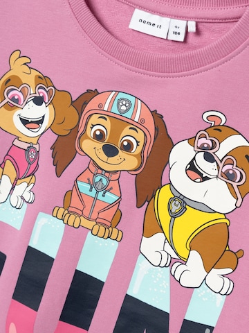 NAME IT Sweatshirt 'Fula Pawpatrol' in Pink