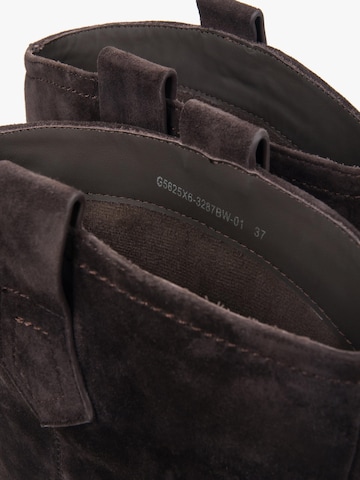 Estro Cowboy Boots '5625-6' in Brown
