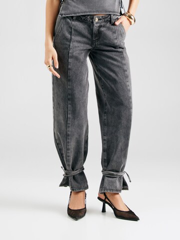 Loosefit Jeans di Hoermanseder in grigio: frontale