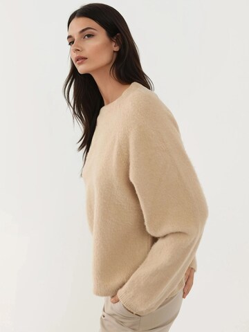 Hiccup Sweater in Beige