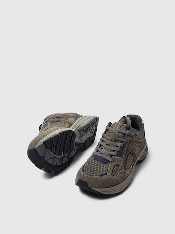 SELECTED Sneakers 'SLHRONAN' in Grey