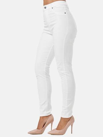Tazzio Skinny Jeans 'F133' in Weiß
