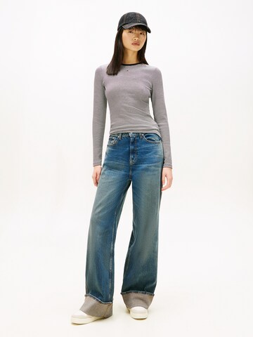 Tommy Jeans Shirt 'ESSENTIAL' in Schwarz