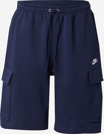 Loosefit Pantalon cargo 'CLUB' Nike Sportswear en bleu : devant