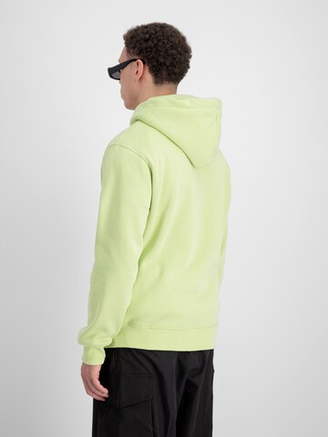 ALPHA INDUSTRIES Regular Fit Sweatshirt i gul