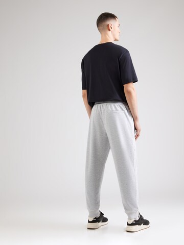 ARMANI EXCHANGE Tapered Trousers in Grey