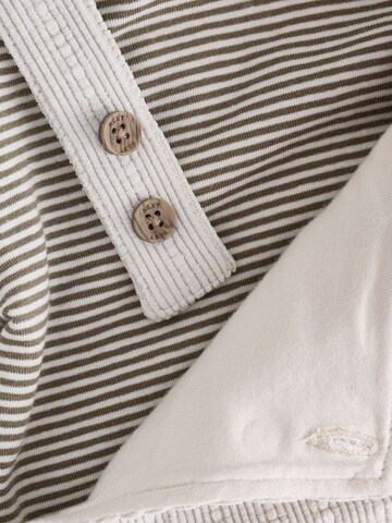 Next Set in Beige