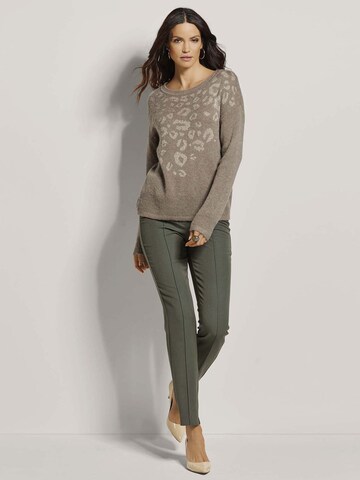 MADELEINE Trui in Beige