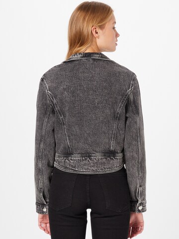 Veste mi-saison 'Steffie' ONLY en gris