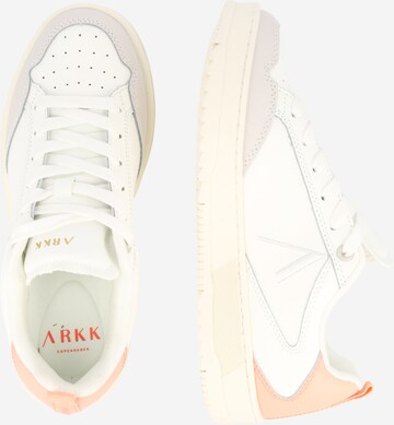 ARKK Copenhagen Sneaker 'Visuklass Stratr65' in Weiß
