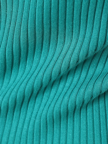 Marie Lund Sweater in Green