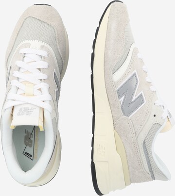 Sneaker bassa '997R' di new balance in beige