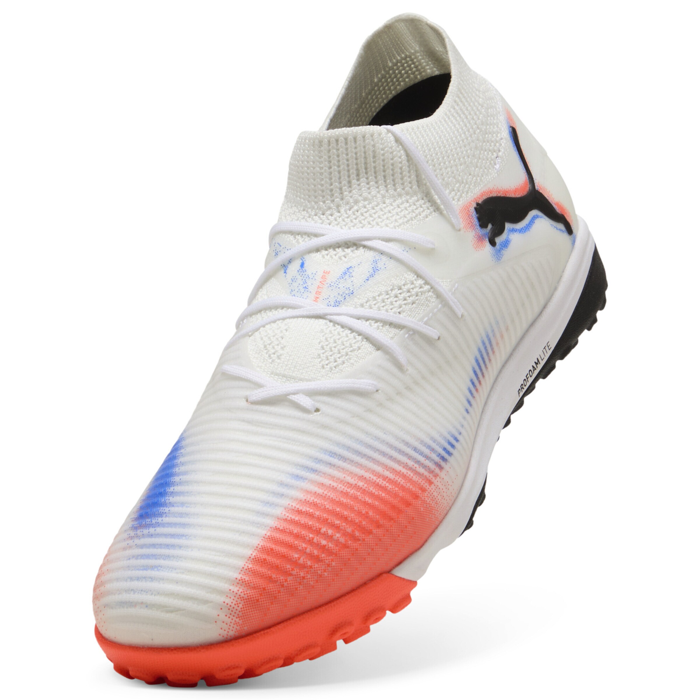 PUMA Soccer shoe 'Future 8 Pro' in White