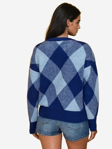 Hiccup Pullover in Blau