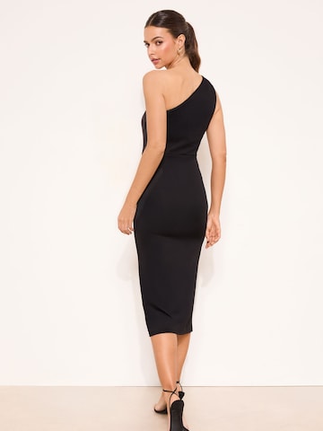 Lipsy Платье в Черный