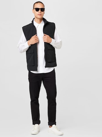 Calvin Klein Jeans Vest in Black