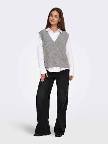 ONLY Sweater 'ONLGIila' in Grey
