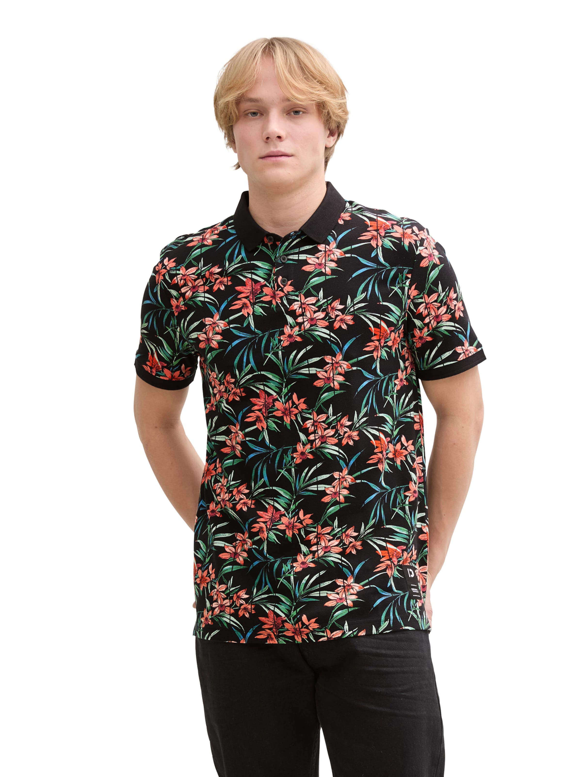 Tricou de la TOM TAILOR DENIM pe negru: față