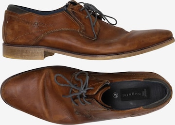 bugatti Halbschuh 47 in Braun: Vorderseite