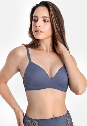 sassa T-shirt Bra 'CLASSIC LACE' in Blue: front