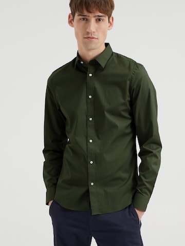 WE Fashion Slim fit Button Up Shirt in Green: front