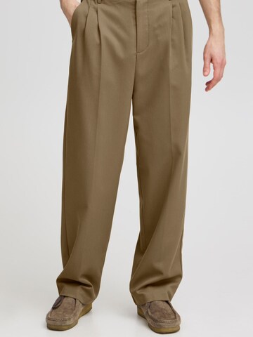 Casual Friday Loosefit Hose 'Grant' in Grün: Vorderseite