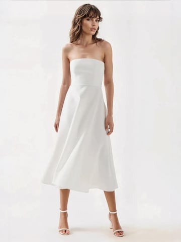 Robe de soirée Hiccup en blanc : devant