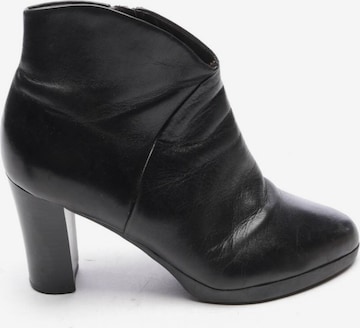 STEFFEN SCHRAUT Dress Boots in 36 in Black: front