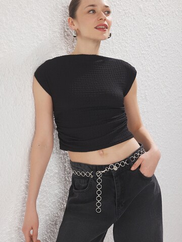 Trendyol Shirt in Zwart