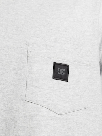 DC Shoes Shirt 'DC 1994 SS Tee' in Grijs