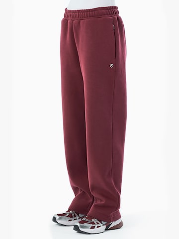 Organication Loose fit Pants in Red