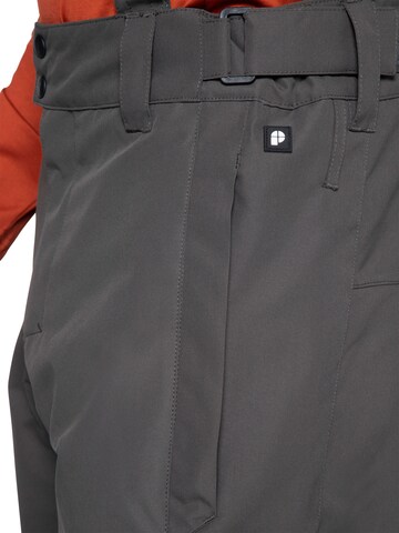 PROTEST Regular Workout Pants 'OWENY' in Green