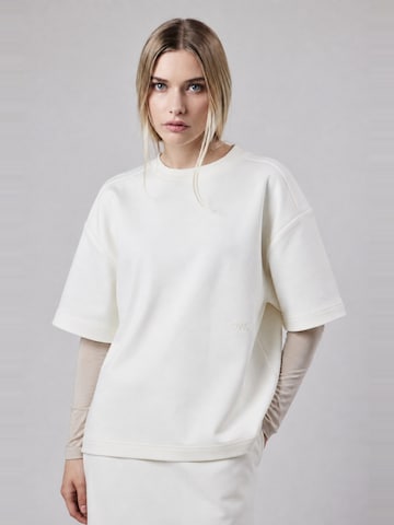 OWN Off With NatureSweater majica 'T-Shirt Girocollo Loose Fit in Interlock Off White' - bijela boja