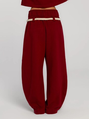 Regular Pantalon 'Sento' mandragora en rouge