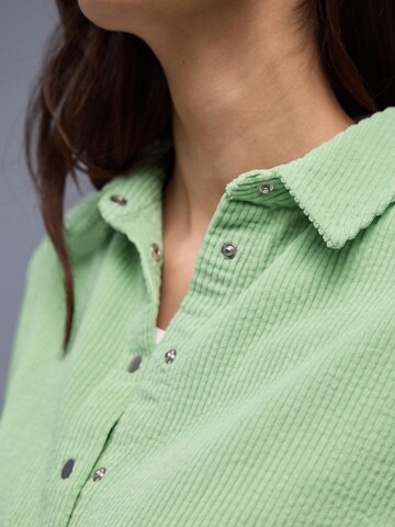 STREET ONE Blouse in Green
