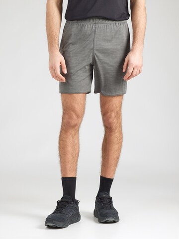 Regular Pantaloni sport de la Reebok pe gri: față