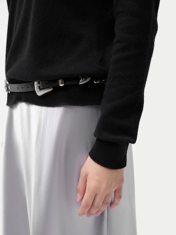 Pull-over 'Women's Essential Cashmere Mock Neck Sweater' GOBI Cashmere en noir