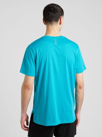 UNDER ARMOUR Functioneel shirt 'Launch' in Blauw