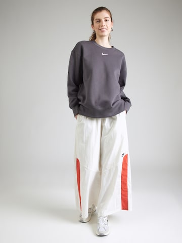 Nike SportswearSweater majica 'PHNX FLC' - siva boja
