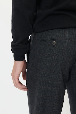 Matinique Regular Hose 'MALas' in Grau