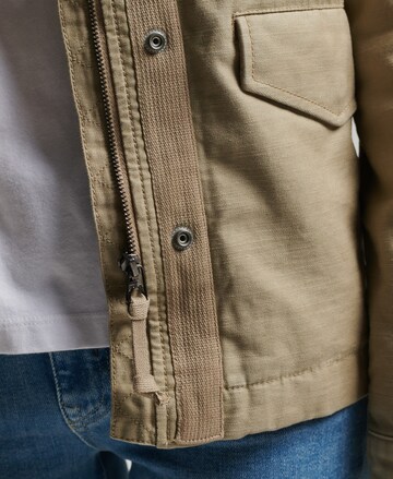 Veste mi-saison Superdry en beige