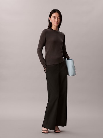 Pull-over Calvin Klein en gris