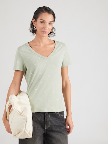 Tricou de la GAP pe verde: față