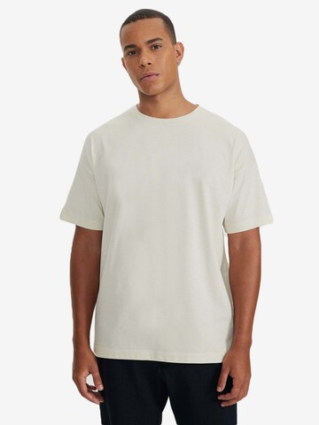WESTMARK LONDON Bluser & t-shirts 'Thomas' i beige: forside