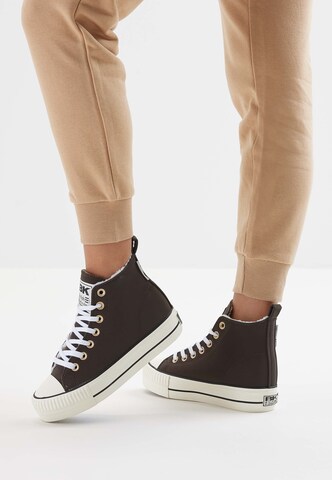 Sneaker alta 'KAYA MID' di BRITISH KNIGHTS in marrone