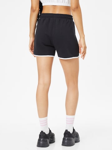 AÉROPOSTALE Regular Shorts in Schwarz