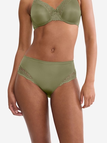 TRIUMPH Slip ' Red Label Ladyform Soft ' in Groen: voorkant