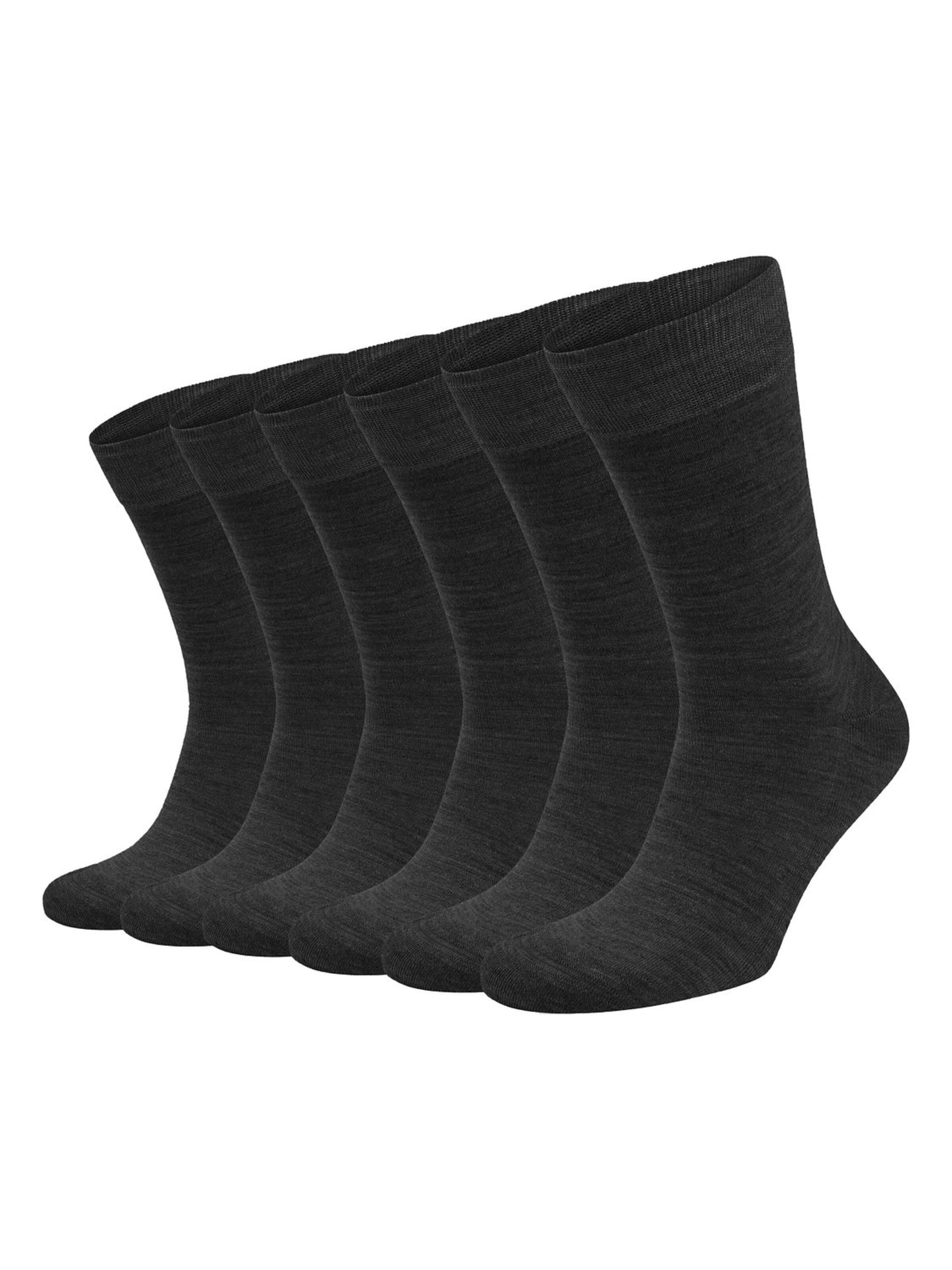 Suitable Socken‌‌‌‌‌‌‌‌‌ in Grau: Vorderseite